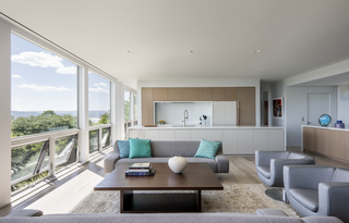 Hudson River House Thumbnail